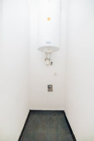 AB 01.01.2026 VERFÜGBAR I NEUE KÜCHE I BALKON I RUHIG I BADEWANNE I LICHTDURCHFLUTET I SONNIG I ZENTRAL I HAUSTIERE WILLKOMMEN I PROJEKT WOHNEN I - Foto 3