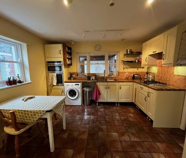3 bedroom detached house to rent - Photo 6