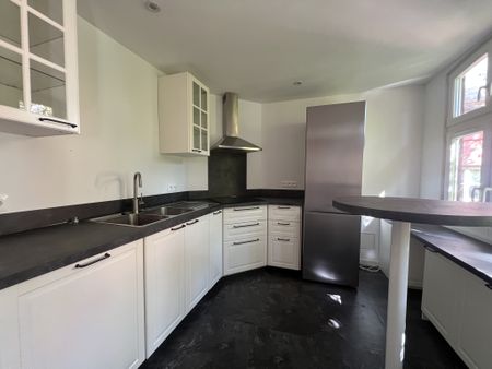 Location Appartement 6 pièces 172m² STRASBOURG 67000 - Photo 4