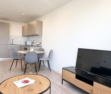 Studio to rent - Photo 1