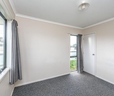 Family home in Castlecliff - Photo 6
