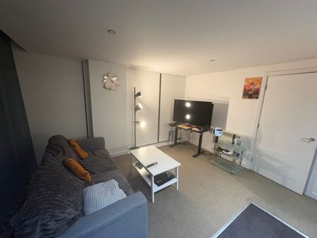 1 Bed Flat, Sheffield, S1 - Photo 2