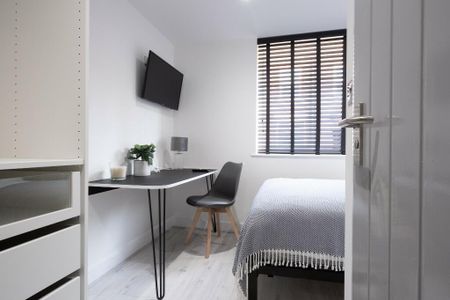 5 bedroom house to rent - Photo 2