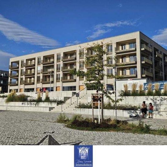 Ihr neuer Lieblingsplatz an der Elbe! Erstbezug in der HafenCity! - Photo 1