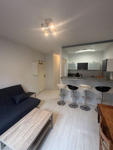 Location Appartement 2 pièces 30m² - Photo 2