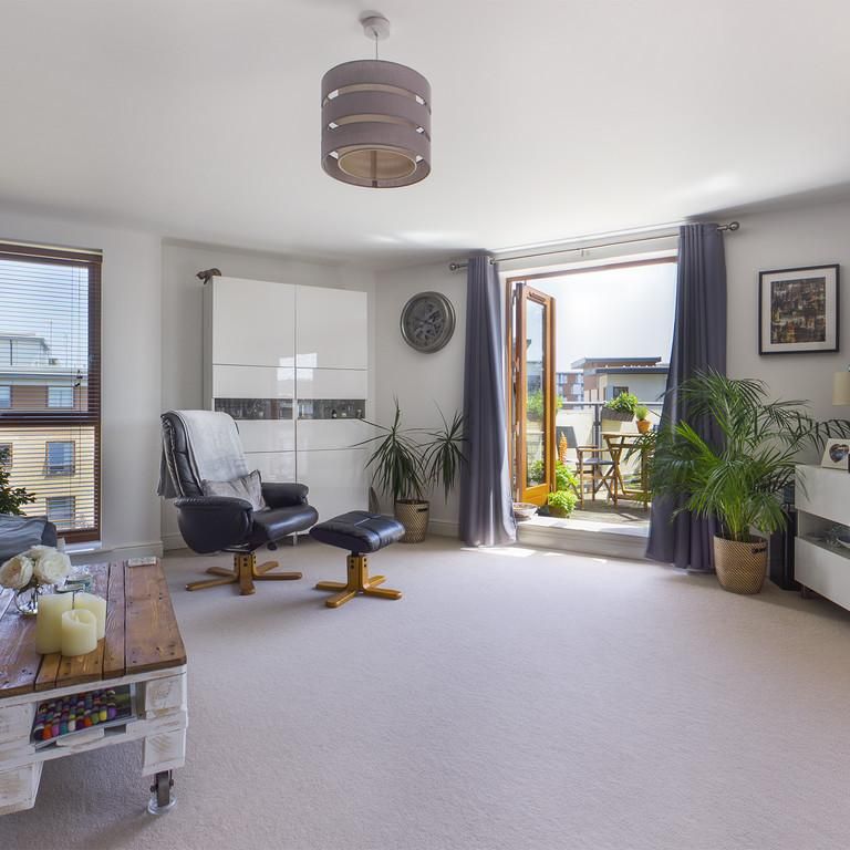 2 bedroom apartment to rent - Photo 1