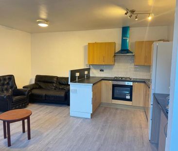 1 bedroom flat to rent - Photo 2