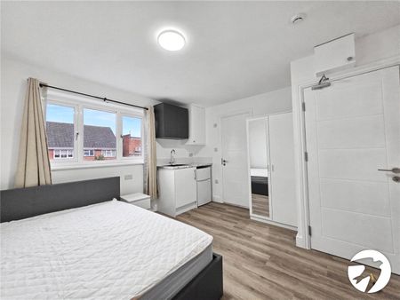 1 bedroom property to rent - Photo 4