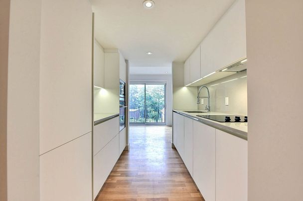 3195 Van Horne Avenue - Photo 1