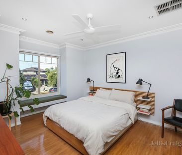 2/8 Edgar Street, Kingsville - Photo 1