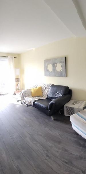 3 1/2 électricité inclue 2254-3 pour Décembre - Photo 1