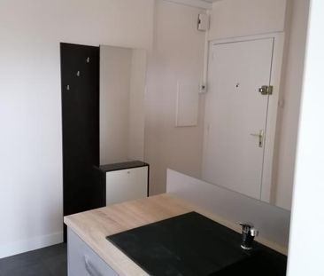 Location Appartement 2 pièces 49m² TARTAS 40400 - Photo 3