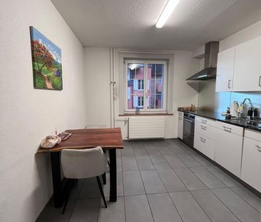 GEMÜTLICH UND AN ZENTRALER LAGE - Photo 1