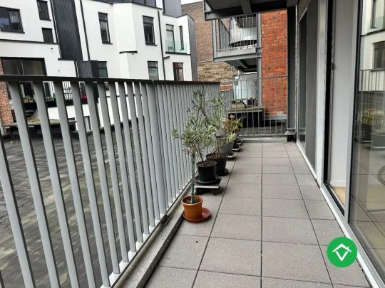 Appartement met 2 slaapkamers en garage Coupure te Gent - Photo 1