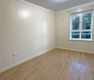 Woking, Surrey, GU22 - Photo 3