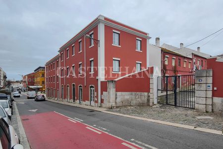 Apartamento T1+1 para arrendamento, no Beato, Lisboa - Photo 2