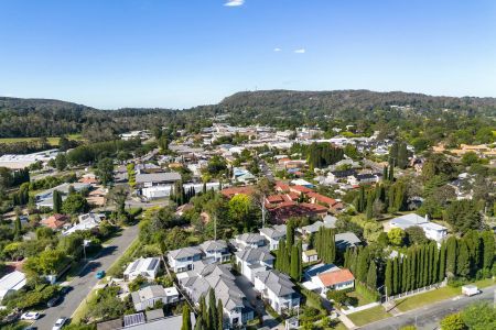 Elegant and Easy-Care Living in a Desirable Bowral Pocket - Photo 5