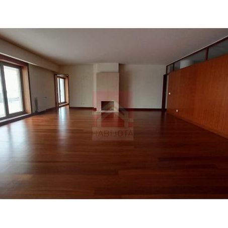 Apartamento T5 - Photo 1