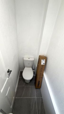 Bostocke Close, Laindon, Basildon - Photo 5