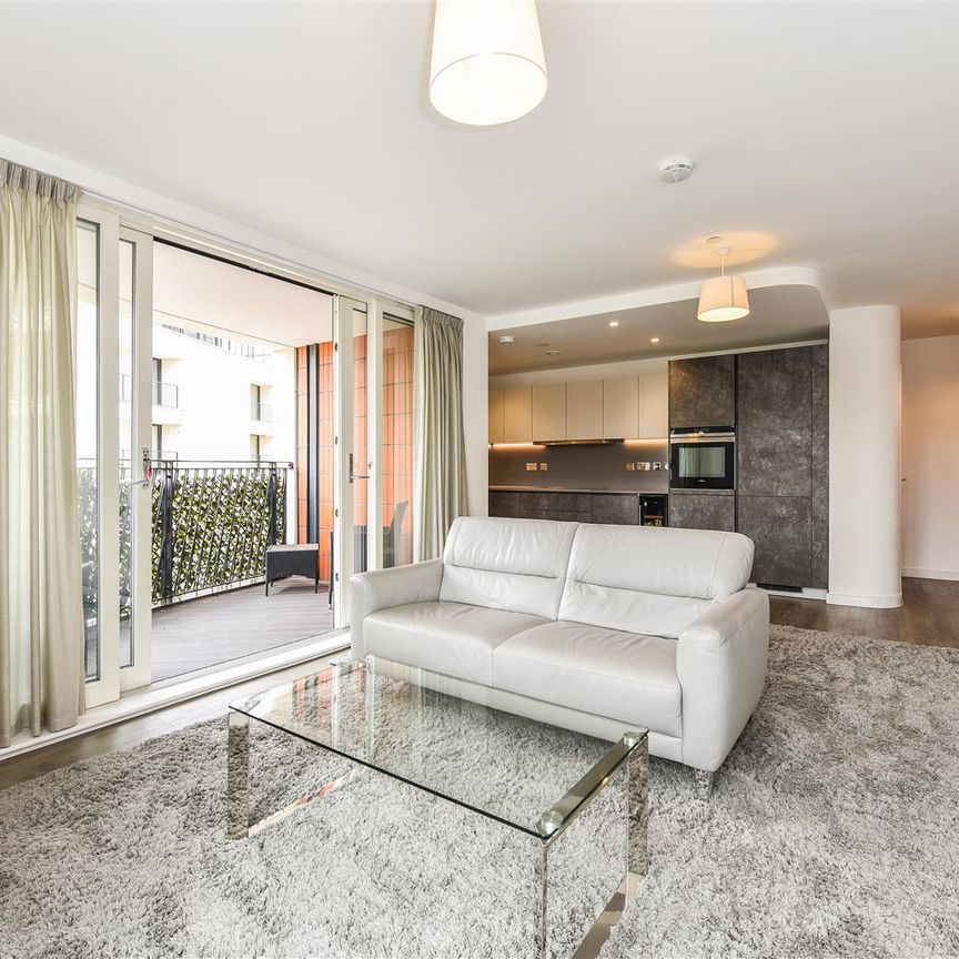 Apartment For Rent Royal View, Bath - Photo 1