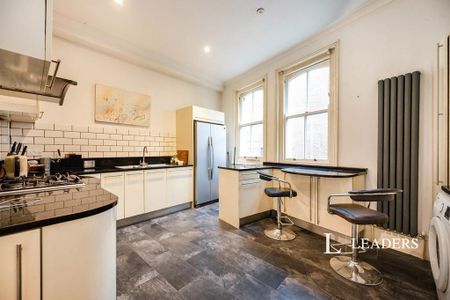 3 bedroom flat to rent - Photo 5