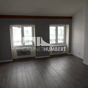 Location Appartement 1 pièce 31m² ST ETIENNE 42000 - Photo 2