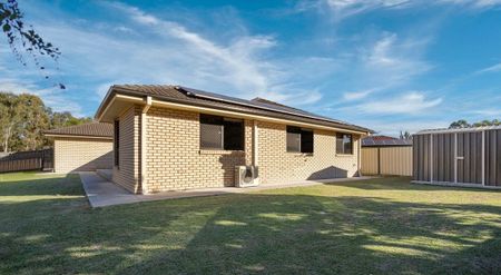 39 Helen Street, North Booval QLD 4304 - House For Rent - $685 | Domain - Photo 4