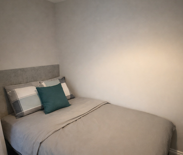 3 bedroom house of multiple occupation to rent - Photo 2