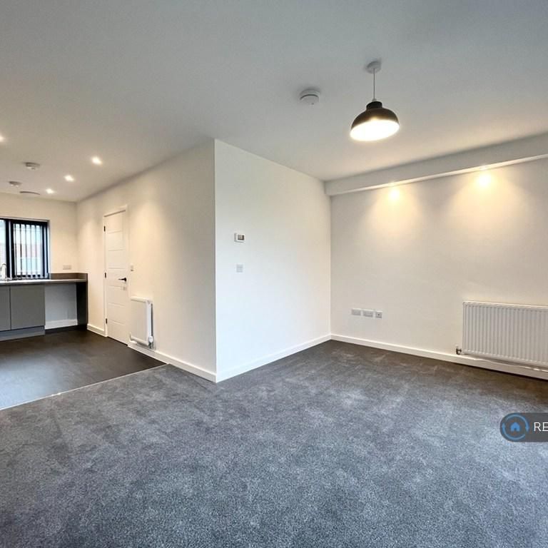 2 bedroom terraced house to rent - Photo 1