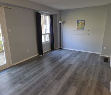 For Lease - 5536 Montevideo Road Unit# 45, Mississauga, Ontario - Photo 3