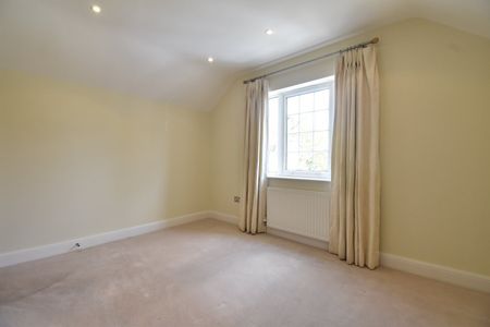 Whittets Ait, Jessamy Road, Weybridge, KT13 - Photo 5