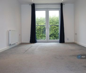 2 bedroom end of terrace house to rent - Photo 1
