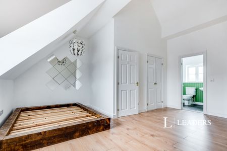 3 bedroom house to rent Charlton Court, Reading Road, Wantage, Oxfordshire, OX12 - Photo 3