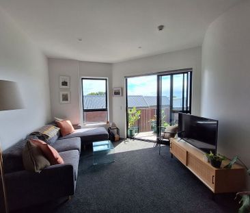 Sunny Apartment with Pool - Photo 1