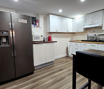 For Lease - 77 Aurora Heights Drive, Aurora, Ontario - Photo 5