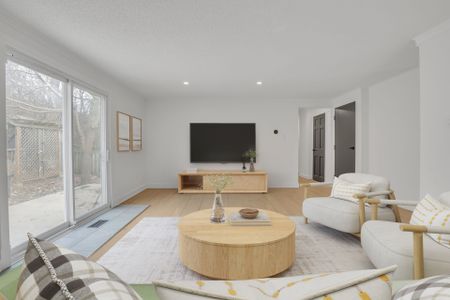 For Lease - 192 Edgehill (Upper) Drive, Barrie, Ontario - Photo 3