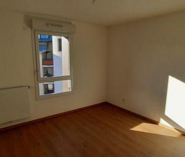 Location Appartement 2 pièces 47m² THONON LES BAINS 74200 - Photo 2