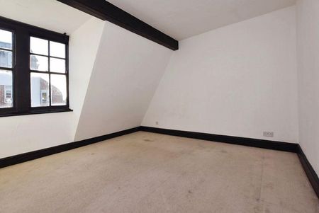 2 bedroom maisonette to rent - Photo 3