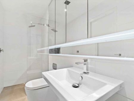 TWO LEVEL ONE BEDROOM APARTMENT AT 'THE FOUNDRY' - Photo 3