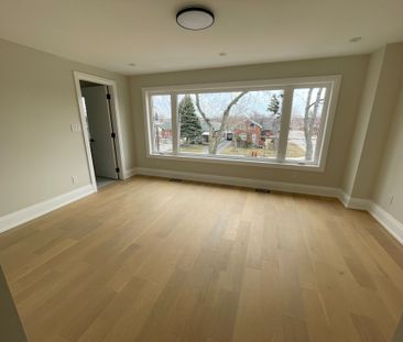 For Lease - 790 B Midland Avenue, Toronto, Ontario - Photo 1