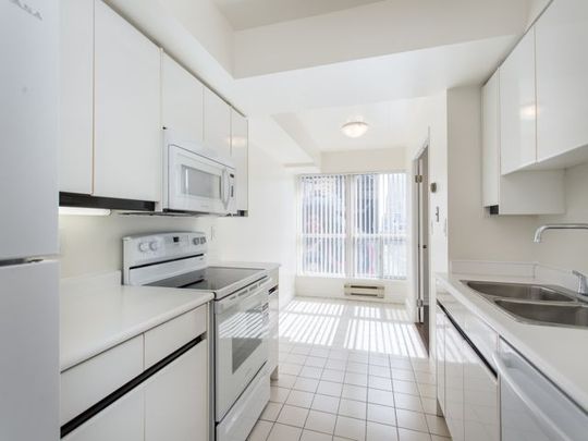 For Lease - 7 Carlton Street Unit# 1406, Toronto, Ontario - Photo 1