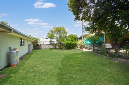 b/174 Prospect Street, Wynnum - Photo 2