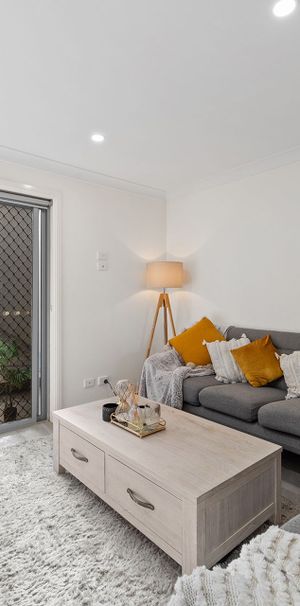 Modern & Private Two-Bedroom Granny Flat with Separate Access - Photo 1