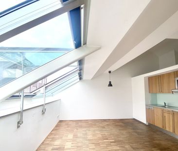 Klimatisiert: Lichtdurchflutete 2-Zimmer DG-Wohnung nahe Donaukanal - Photo 6