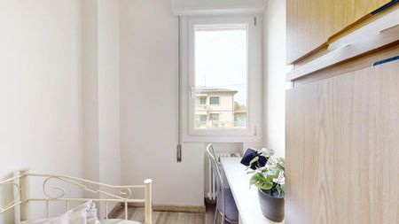 Via Buie, Padova, Veneto 35135 - Photo 2