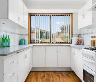 GREAT FAMILY HOME - Photo 5