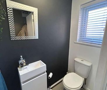 Needham Close, Runcorn, WA7 - Photo 3