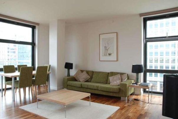 Discovery Dock West, Canary Wharf, E14 - Photo 1