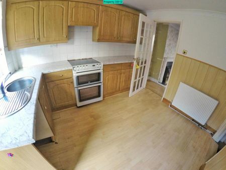 2 bedroom terraced house to rent - Photo 3