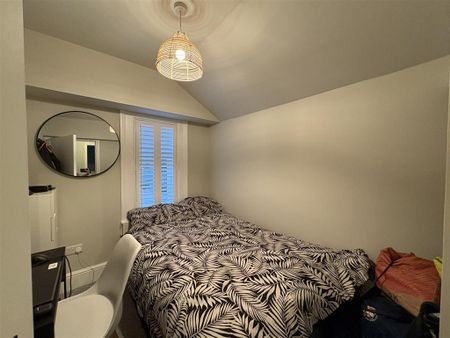 6 bedroom terraced house to rent - Photo 2